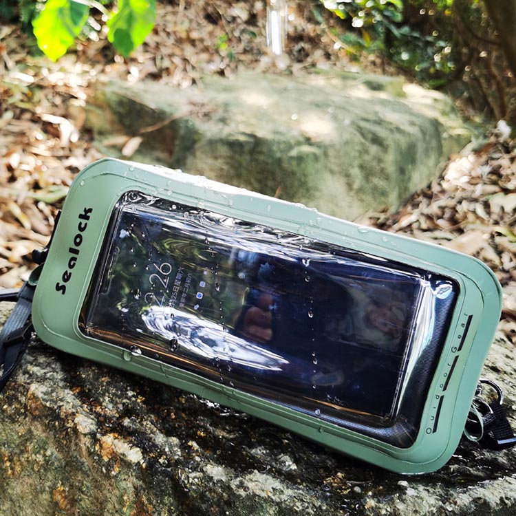 Enseñarle cómo elegir una bolsa de teléfono móvil de playa de alta calidad