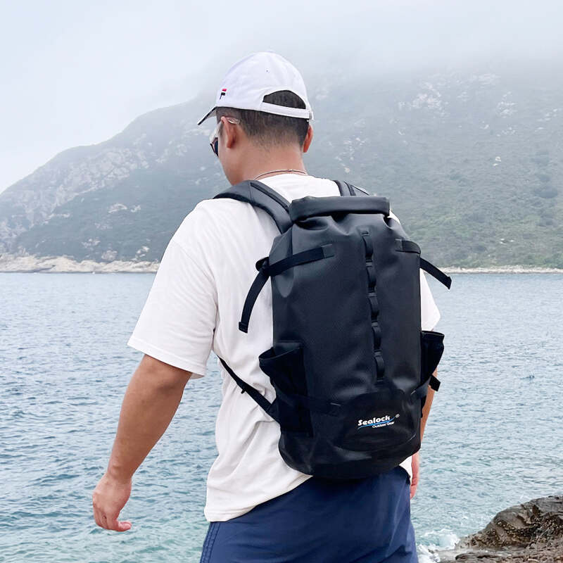 Mochila ligera e impermeable: opciones de materiales y consideraciones de peso